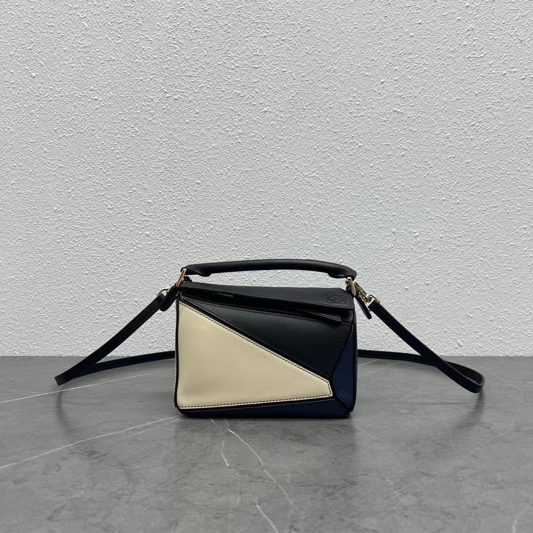 Loewe Mini Puzzle Bag in Classic Calfskin Multicolour